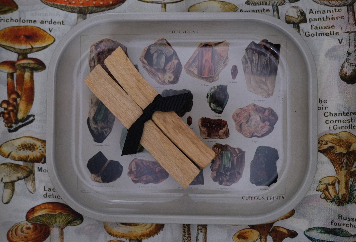 Ritual Tray - Gemstones