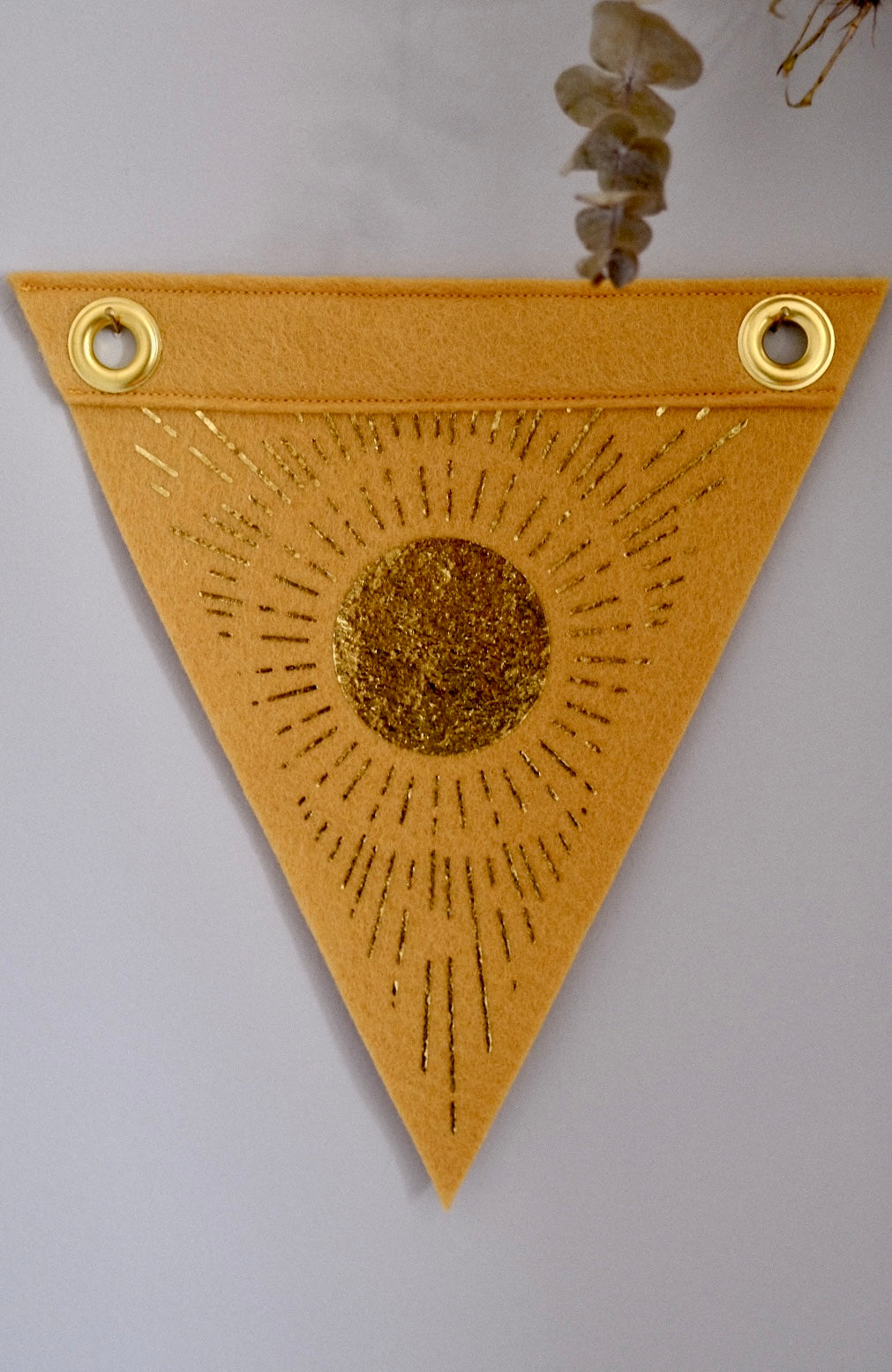 Mini Sun Pennant